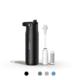 BRITA LARQ Filter-Trinkflasche mit Farbauswahl Eine kleine BRITA LARQ Filter-Trinkflasche Trinkflasche in Schwarz und Farbauswahl