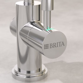 Mischbatterie des BRITA mypure P1  Detailaufnahme der BRITA mypure P1 Mischbatterie mit dem BRITA Logo.