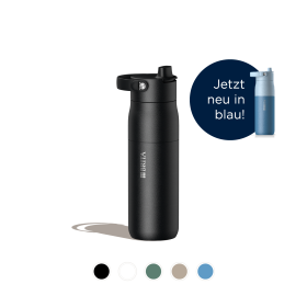 Eine kleine BRITA LARQ Essential Trinkflasche in Schwarz.