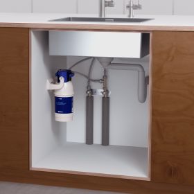 P1000 Filter unter der BRITA mypure P1 Spüle  Der P1000 Filter ist unter der BRITA mypure P1 Spüle befestigt